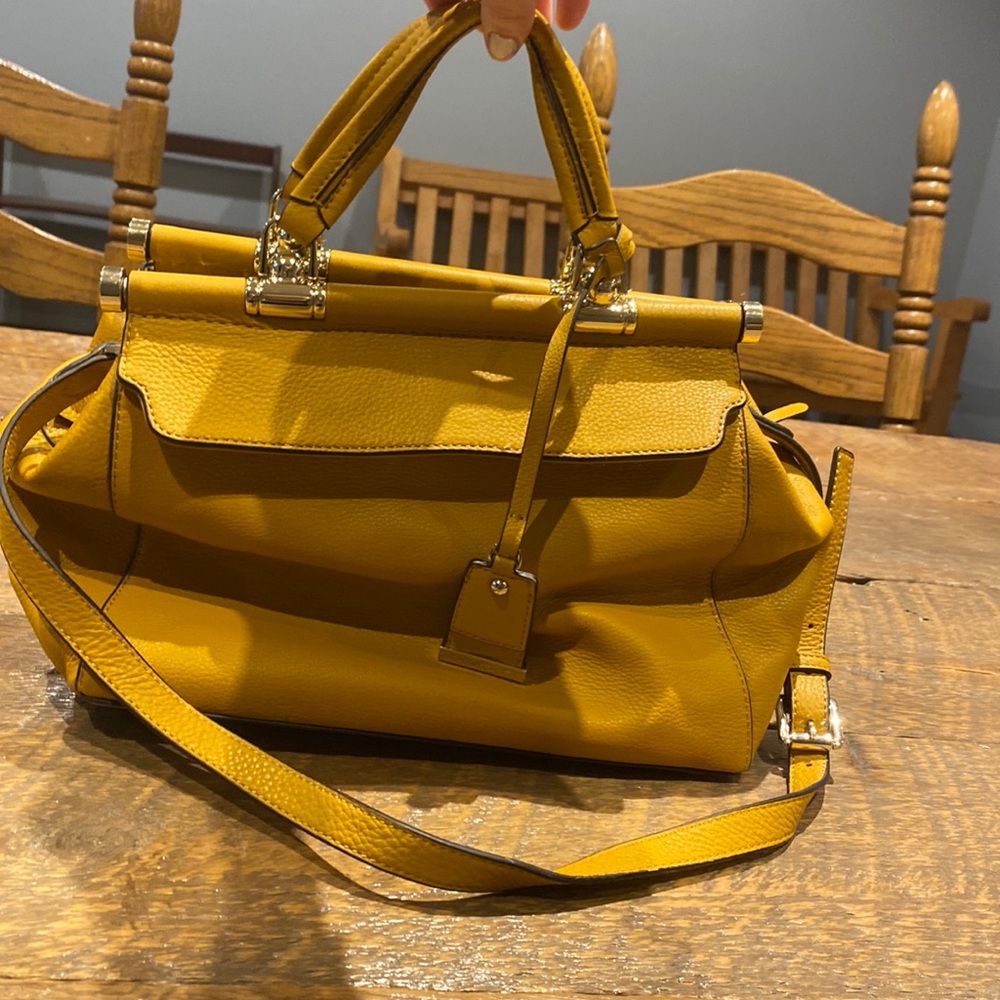 Vince Camuto purse, mustard yellow, 11x8 inches